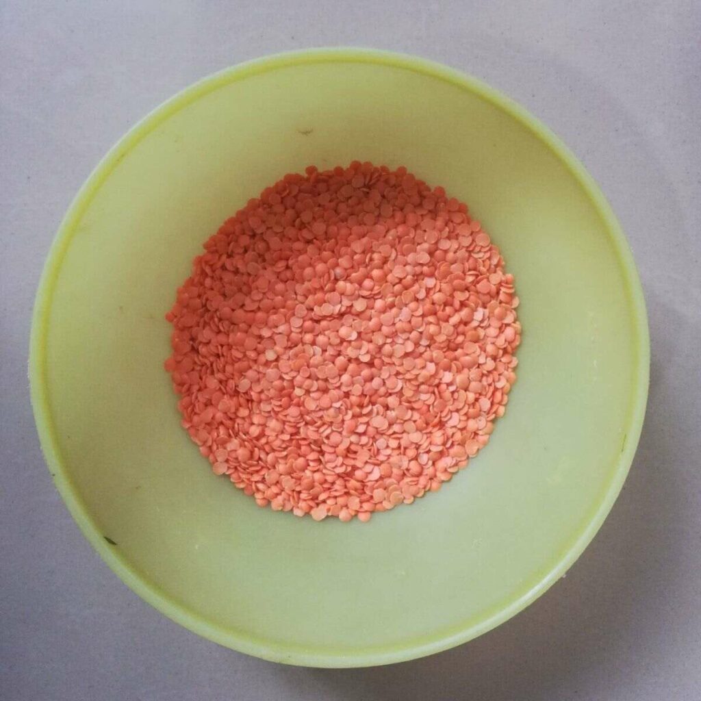 Red lentil in a bowl