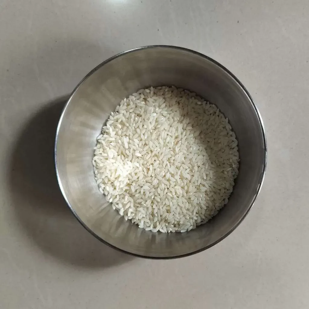 gobindobhog rice in a steel bowl